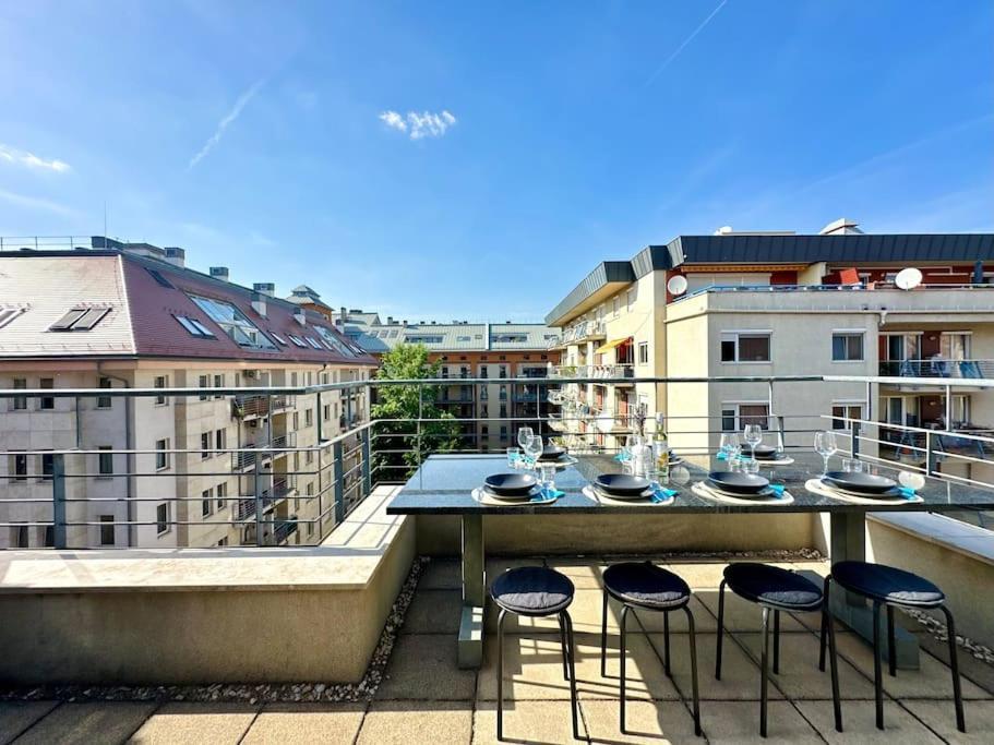 Riverside Budapest - Free Parking Exterior foto